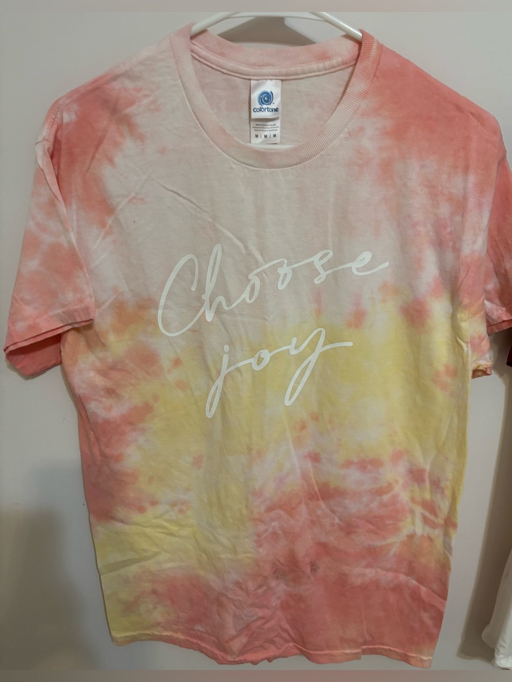 Choose Joy Medium Tie-Dye Tee in Coral, Yellow & White